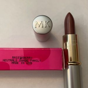 NIB Raisinberry Mary Kay signature lipstick